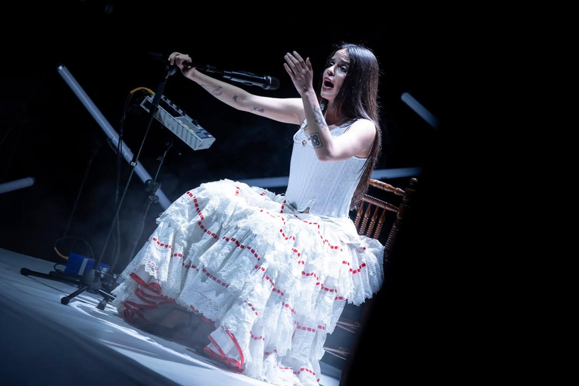 Ángeles Toledano_02